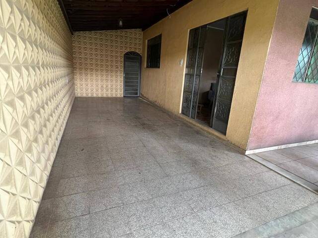 #1798 - Casa para Venda em Ipatinga - MG - 3
