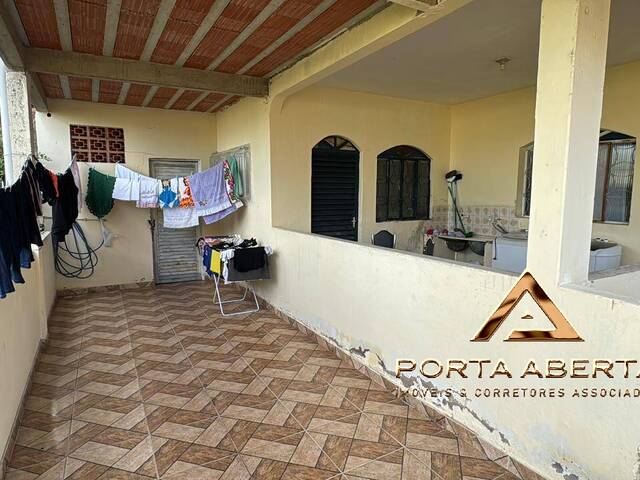 #1815 - Casa para Venda em Ipatinga - MG - 2