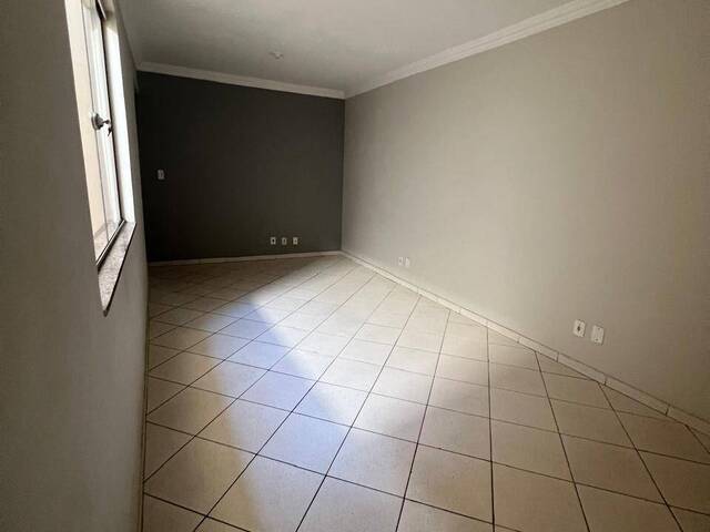 #1827 - Casa para Venda em Ipatinga - MG - 3
