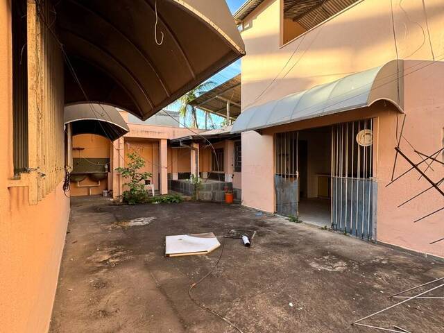 #1904 - Casa para Venda em Ipatinga - MG - 2