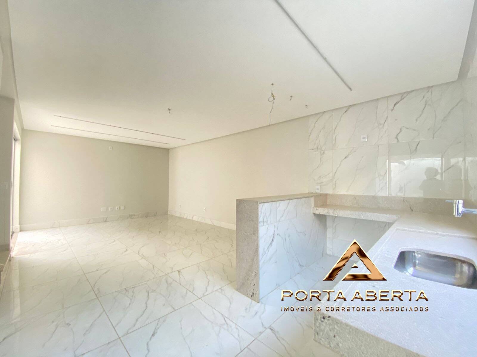 Casa, 3 quartos, 180 m² - Foto 4