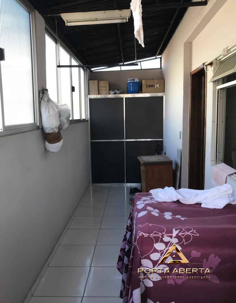 Apartamento à venda com 3 quartos - Foto 17