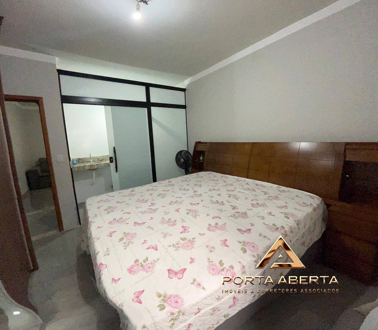 Casa à venda com 4 quartos, 140m² - Foto 6