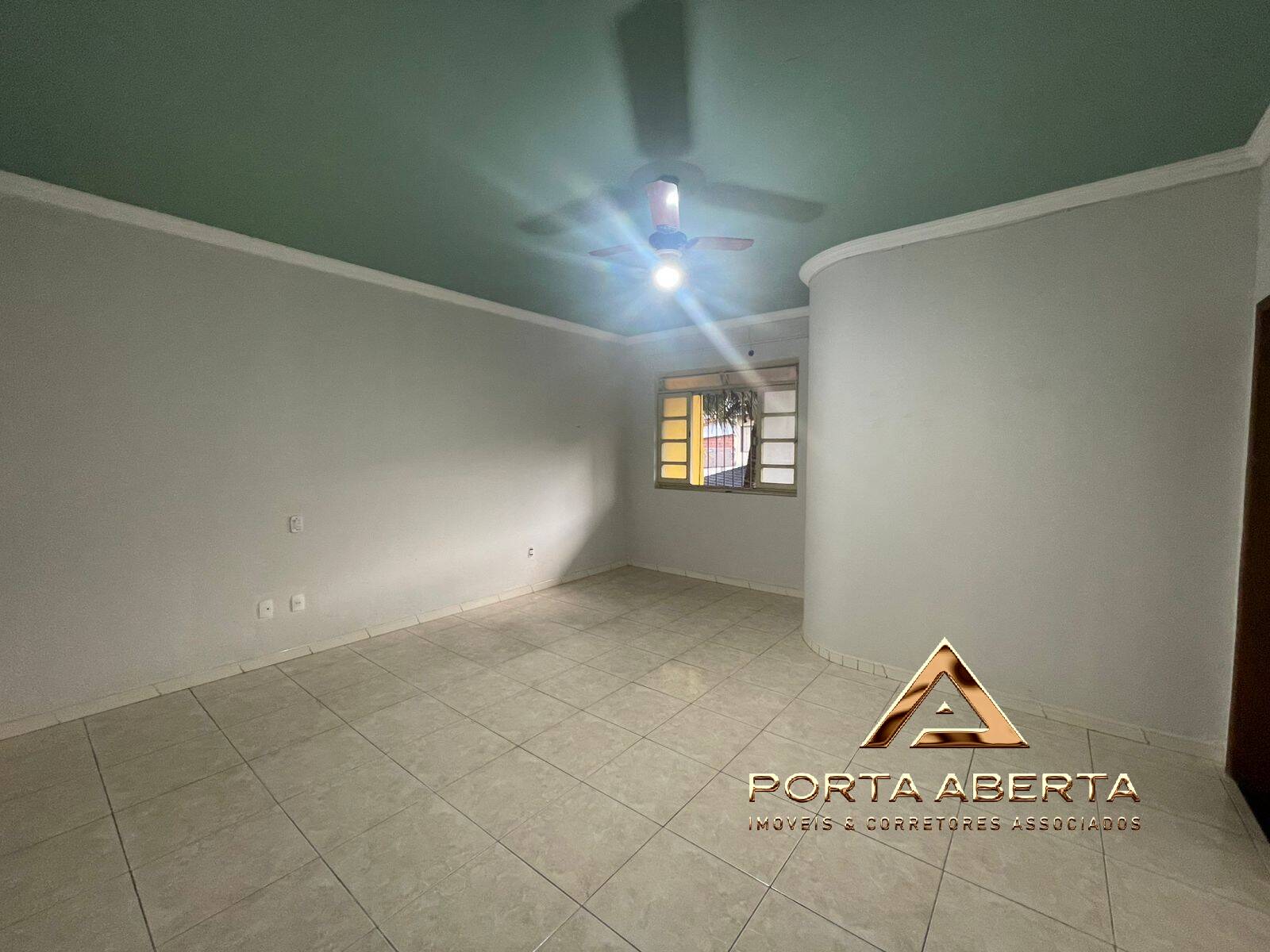 Casa à venda e aluguel com 5 quartos, 732m² - Foto 15