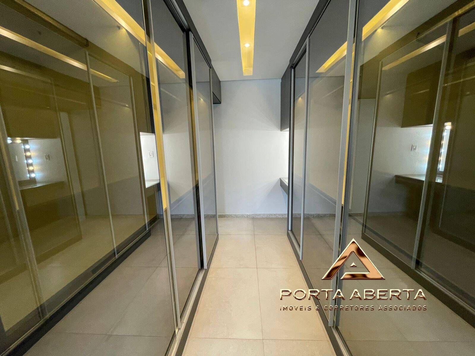 Casa à venda com 4 quartos, 418m² - Foto 46