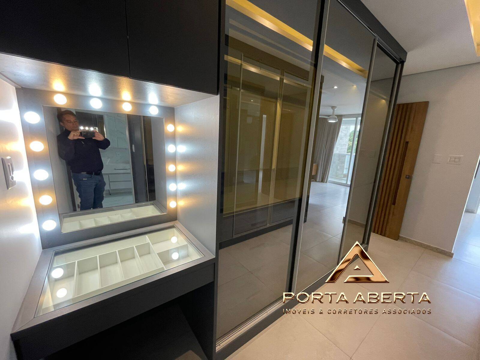 Casa à venda com 4 quartos, 418m² - Foto 48