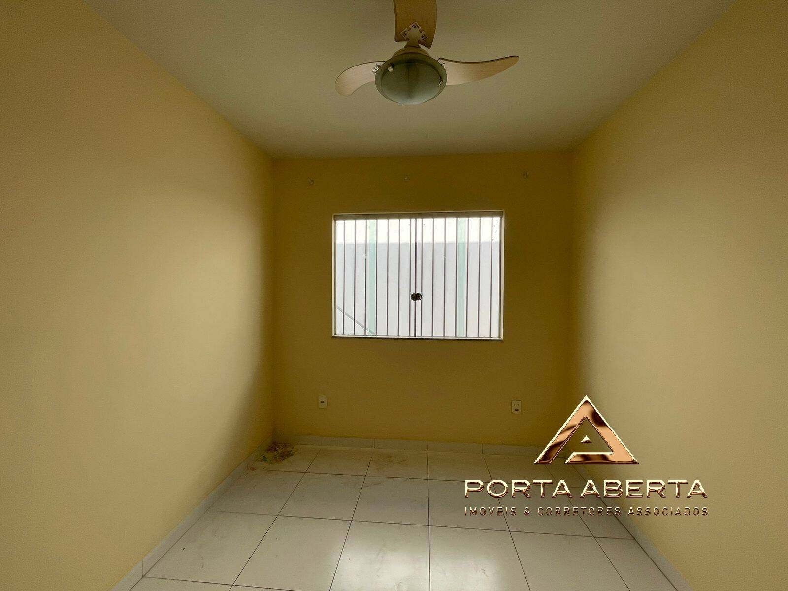 Casa à venda com 3 quartos, 200m² - Foto 16