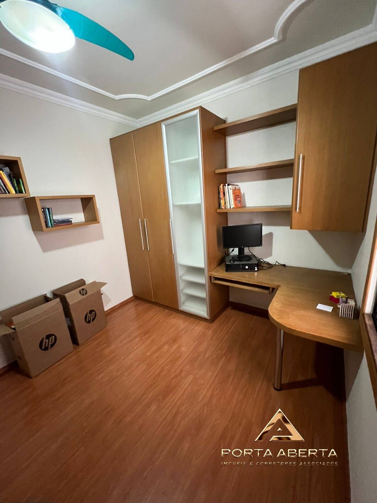 Casa à venda com 3 quartos, 300m² - Foto 13