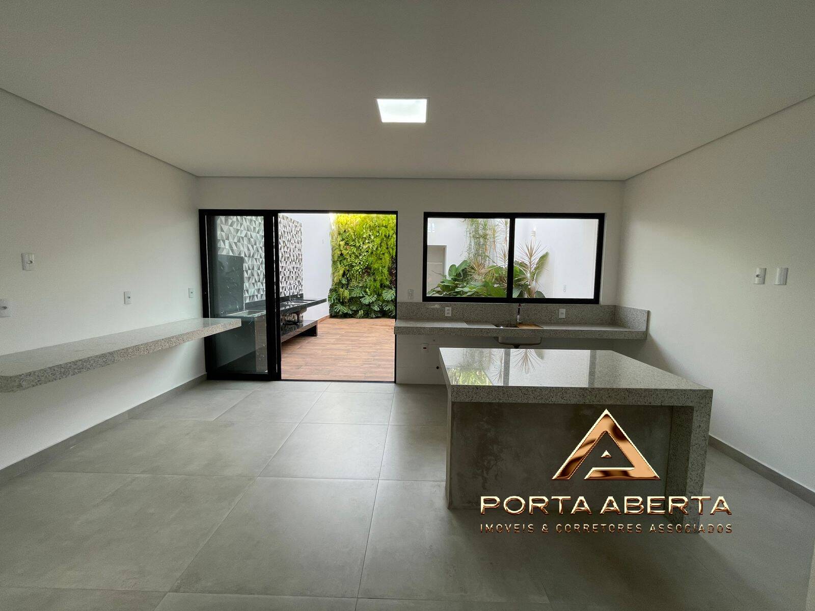 Casa à venda com 3 quartos, 230m² - Foto 32