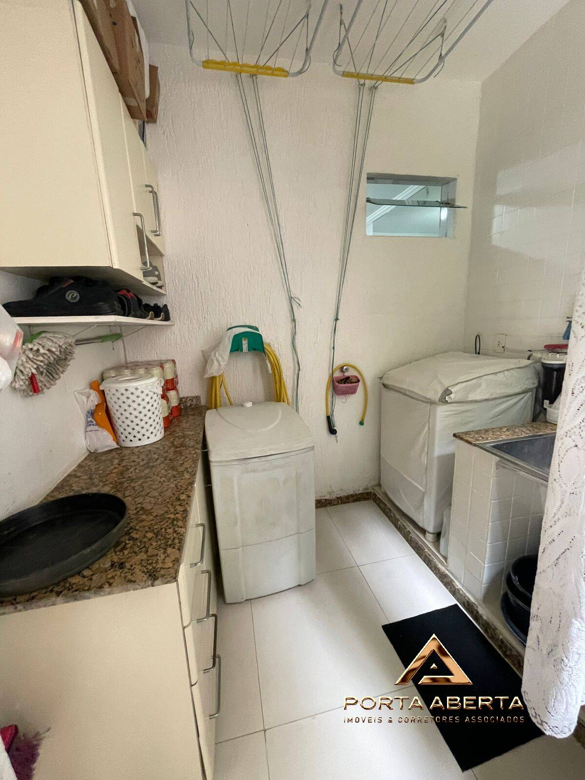 Apartamento à venda com 3 quartos, 200m² - Foto 35