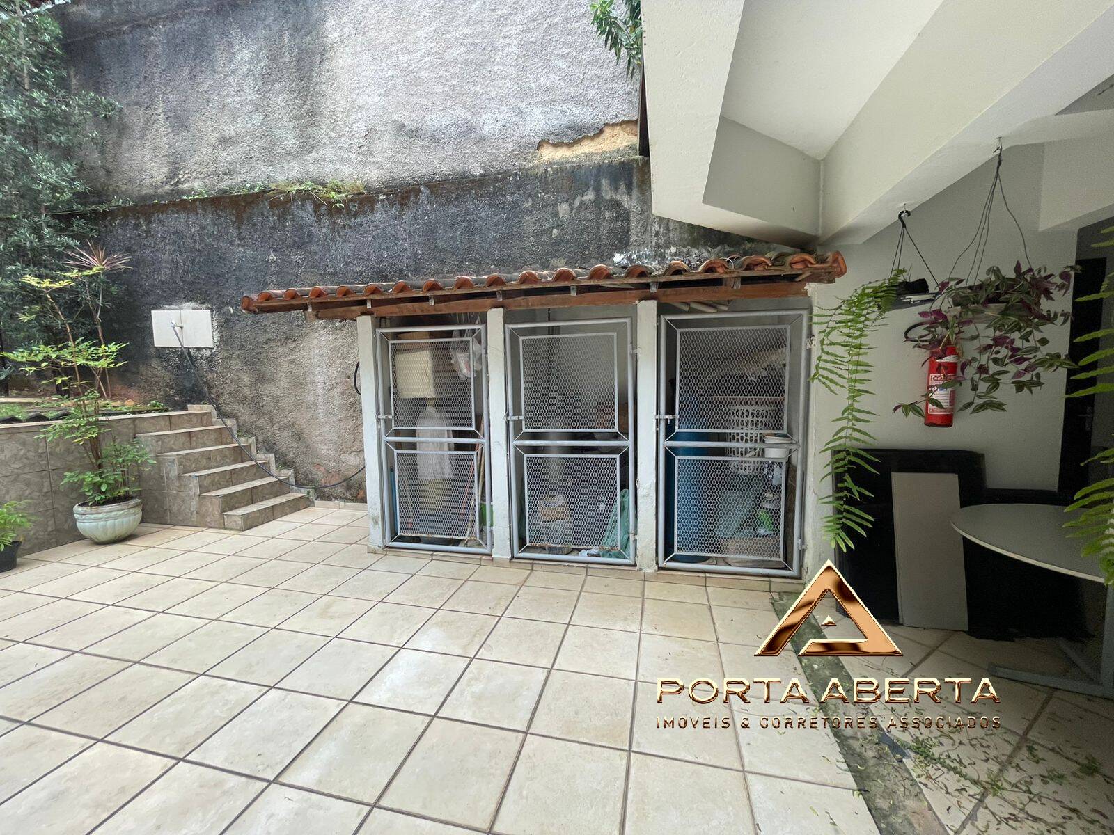 Apartamento à venda com 3 quartos, 200m² - Foto 37