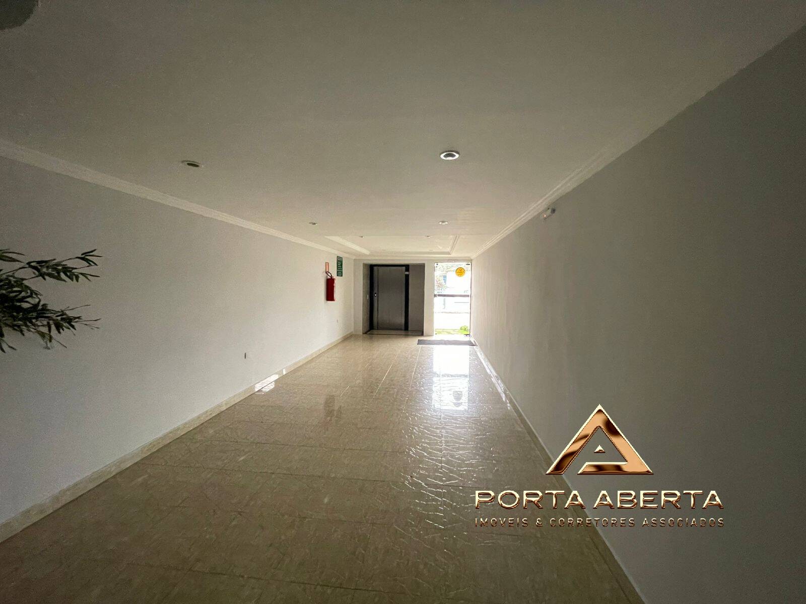 Apartamento à venda com 3 quartos, 200m² - Foto 41