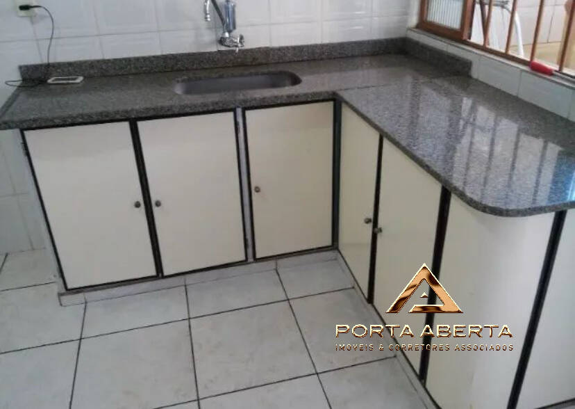Apartamento à venda com 2 quartos, 82m² - Foto 4