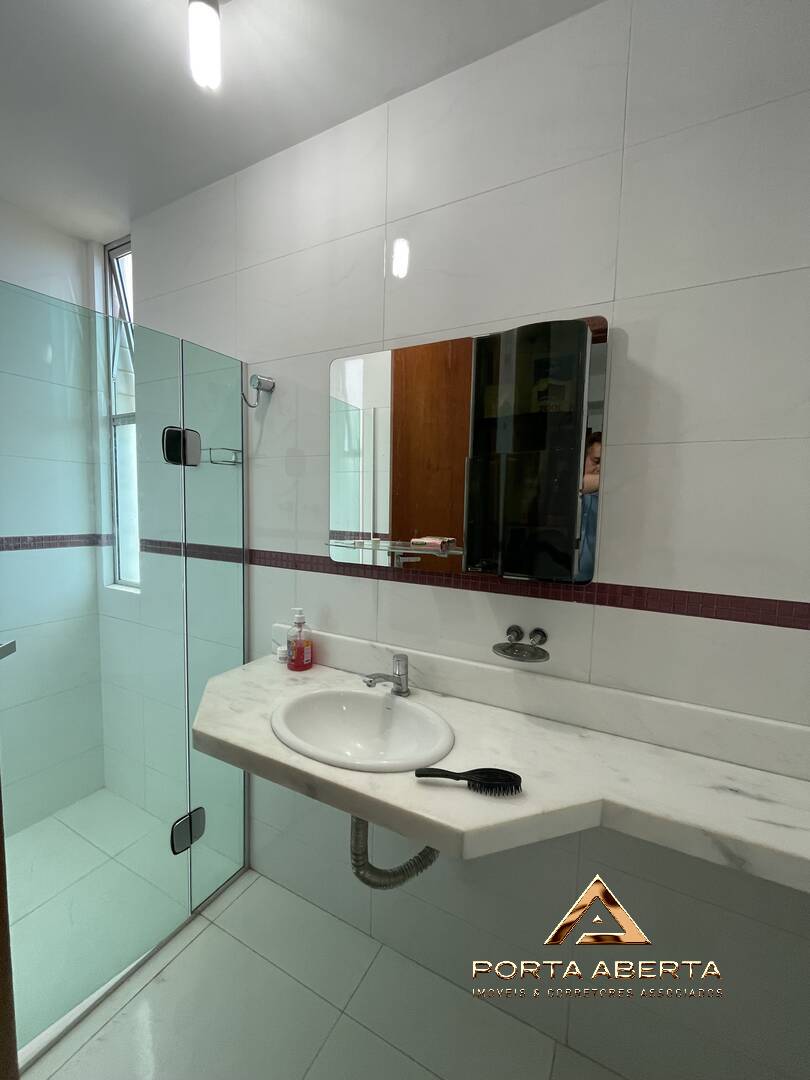 Apartamento para alugar com 3 quartos, 80m² - Foto 5