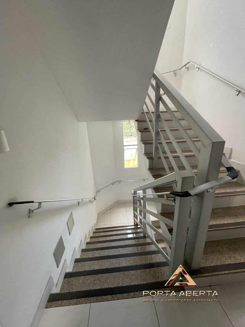 Apartamento para alugar com 3 quartos, 80m² - Foto 14