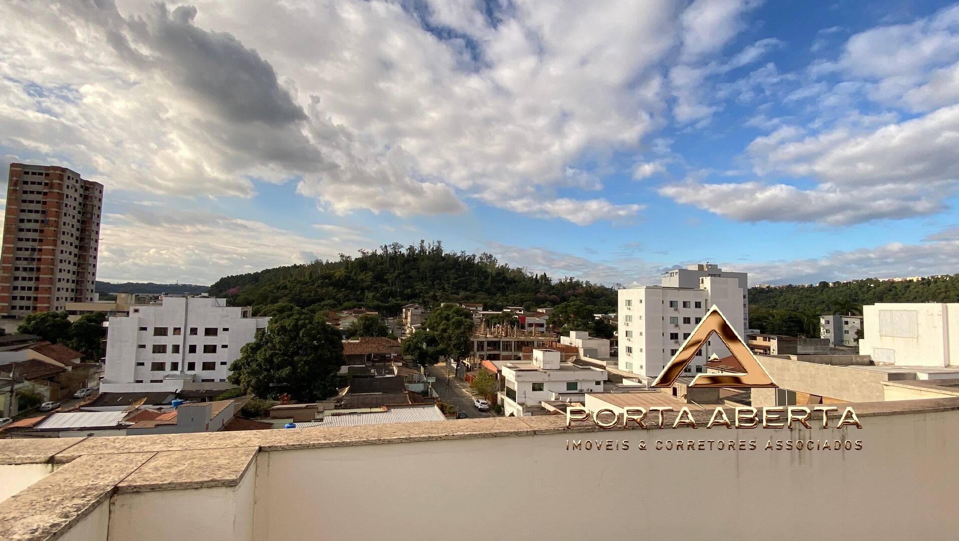 Cobertura à venda com 3 quartos, 220m² - Foto 21