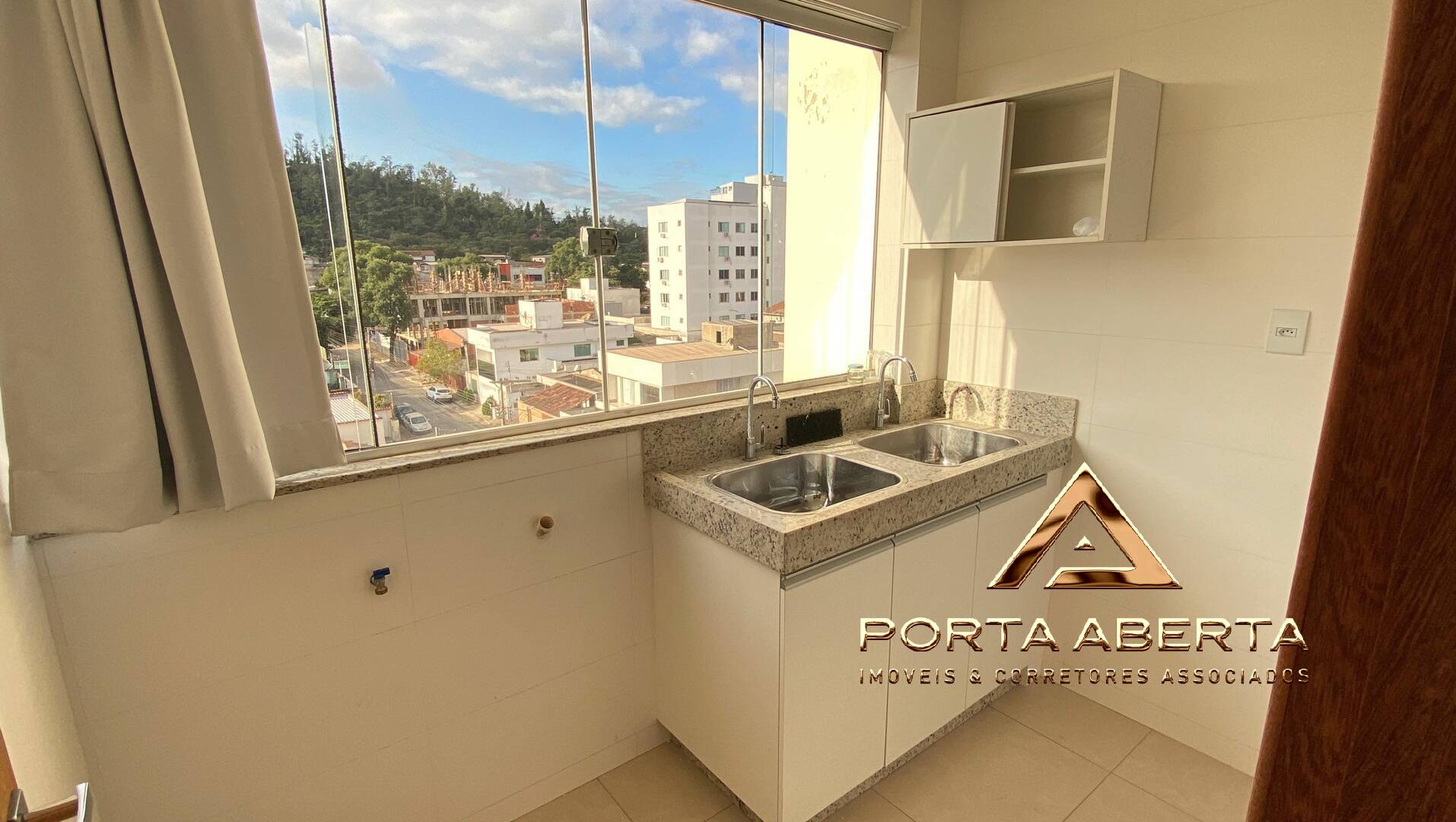 Cobertura à venda com 3 quartos, 220m² - Foto 7