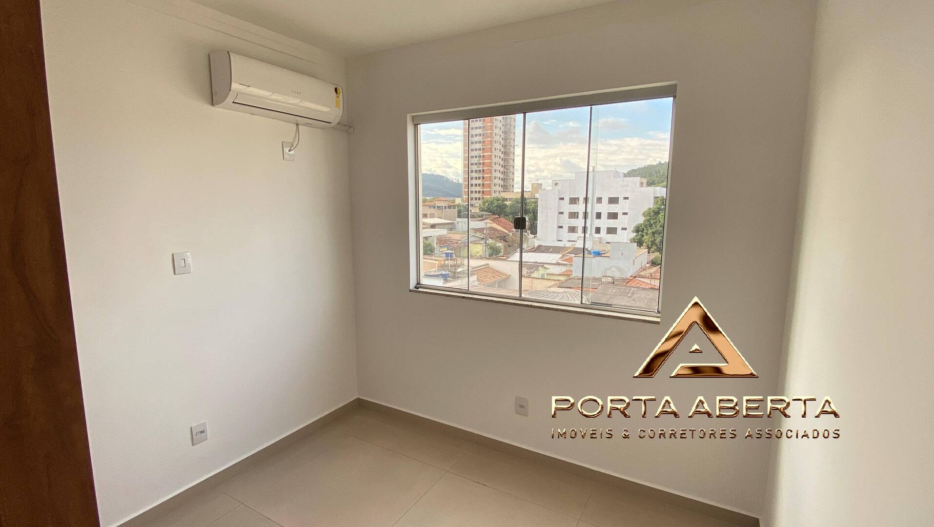 Cobertura à venda com 3 quartos, 220m² - Foto 13