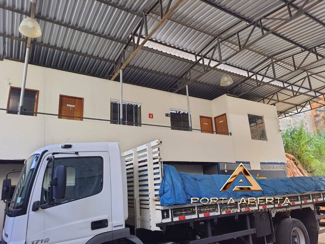Depósito-Galpão-Armazém à venda, 250m² - Foto 4
