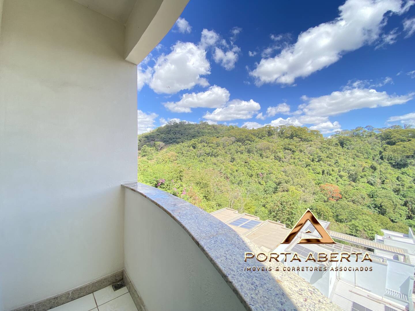 Apartamento à venda com 3 quartos, 80m² - Foto 6