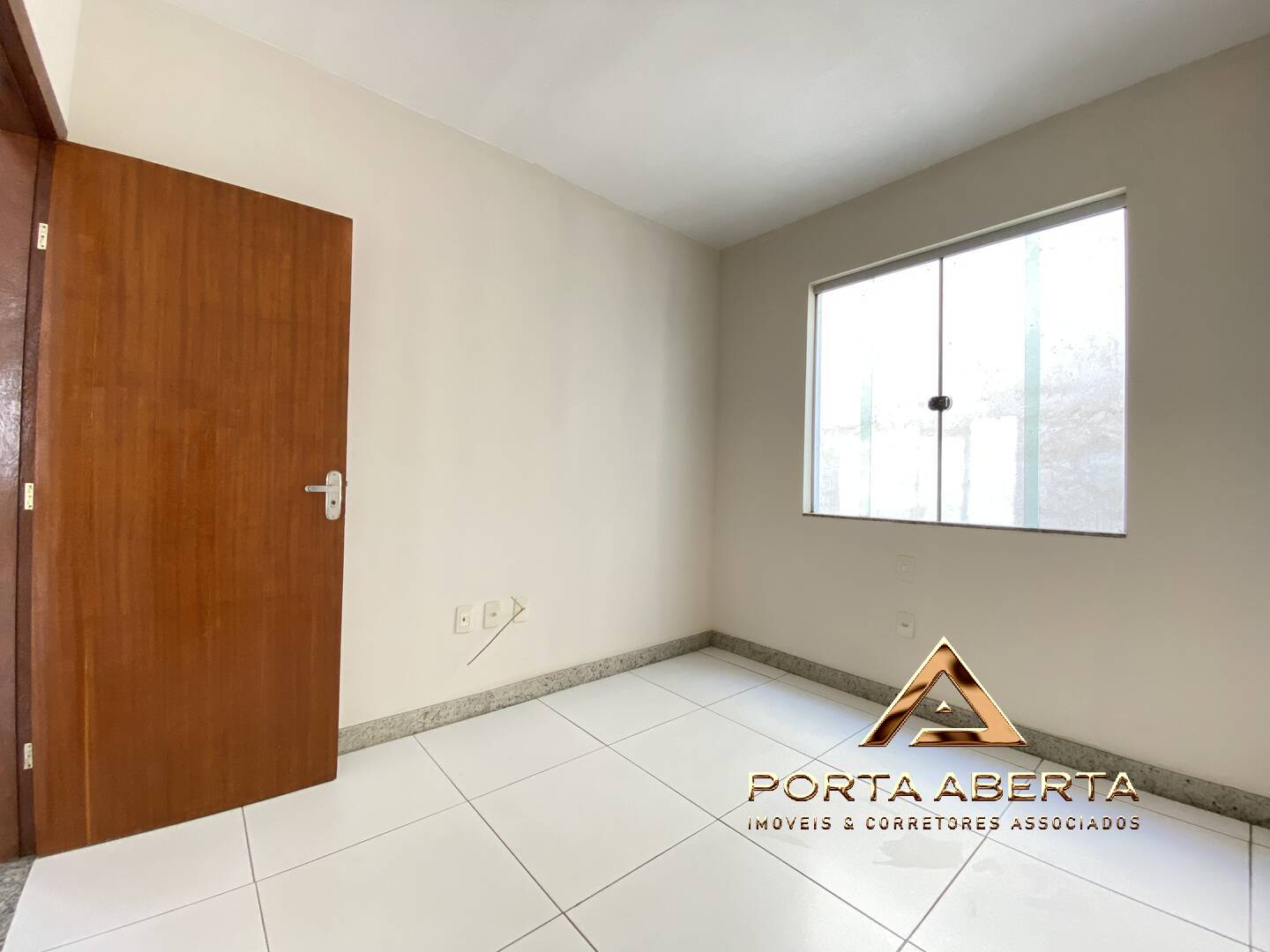 Apartamento à venda com 3 quartos, 80m² - Foto 8