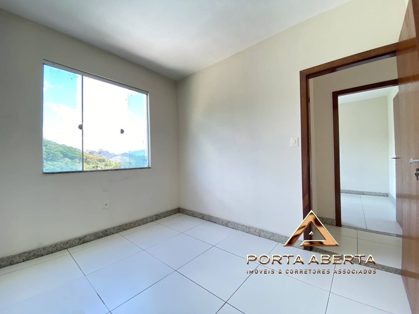 Apartamento à venda com 3 quartos, 80m² - Foto 9