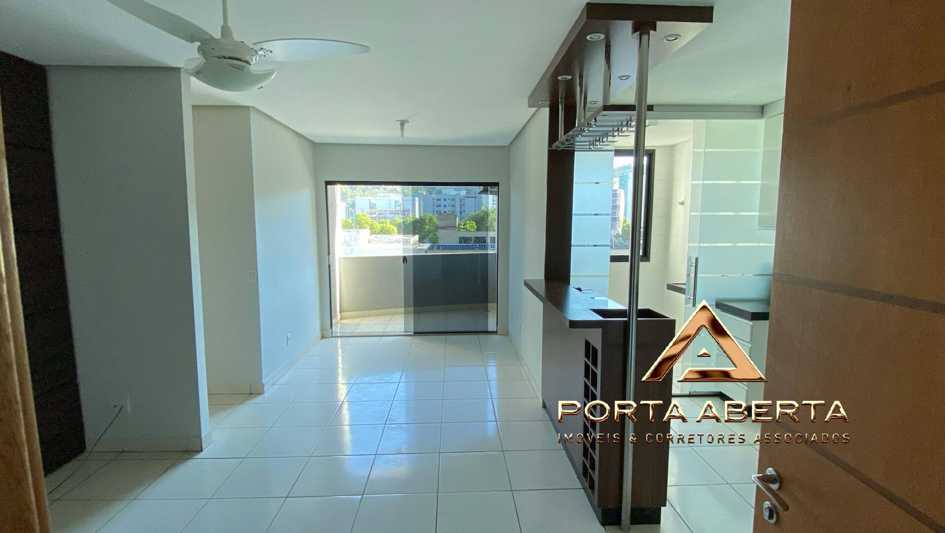 Apartamento, 2 quartos, 73 m² - Foto 2