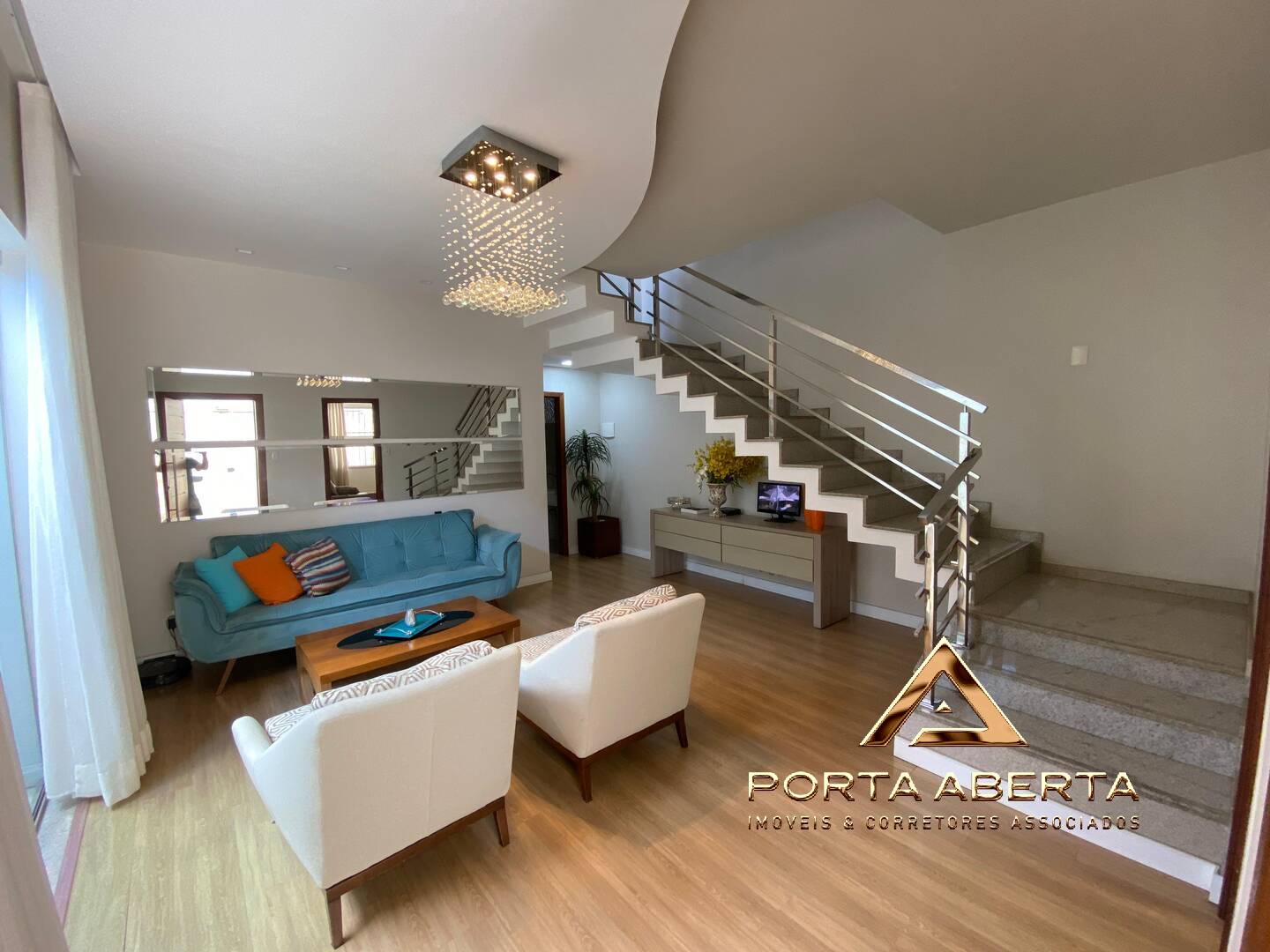 Casa, 3 quartos, 208 m² - Foto 2