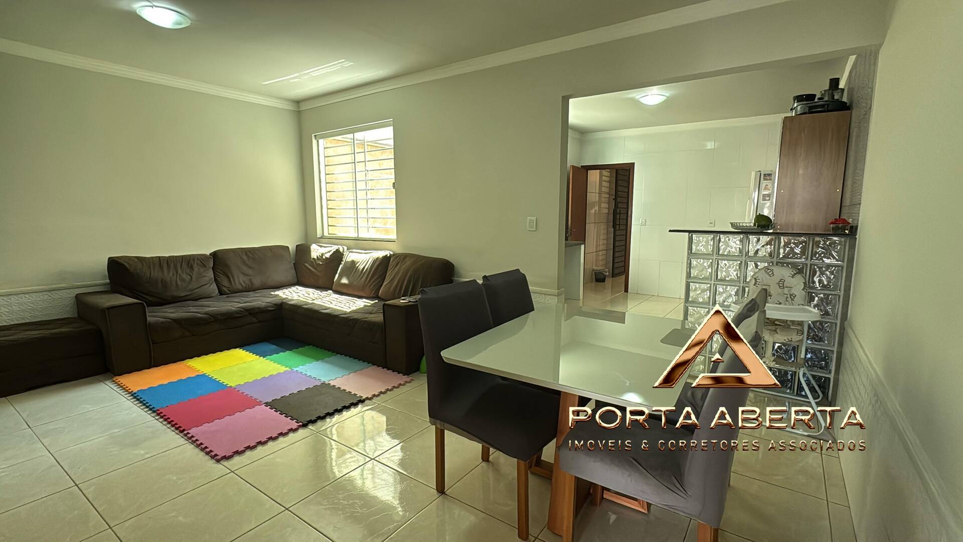 Casa, 2 quartos, 101 m² - Foto 1