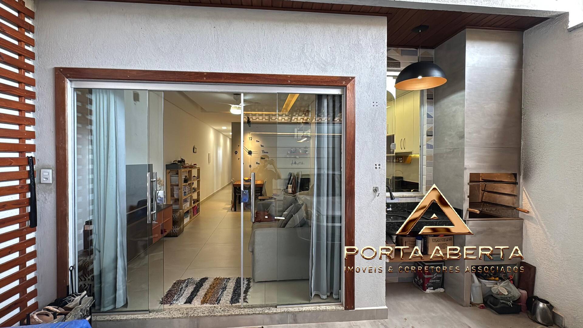 Casa, 3 quartos, 100 m² - Foto 1