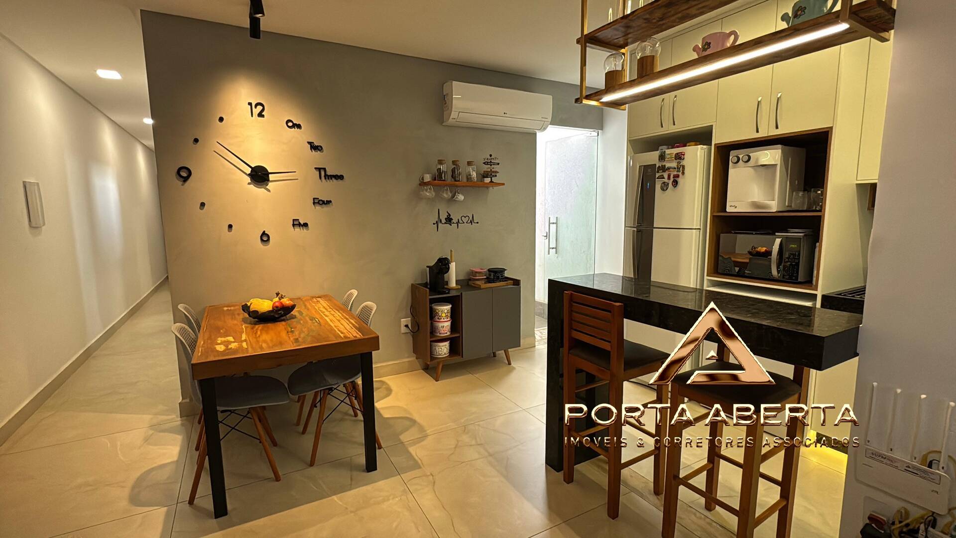 Casa, 3 quartos, 100 m² - Foto 2