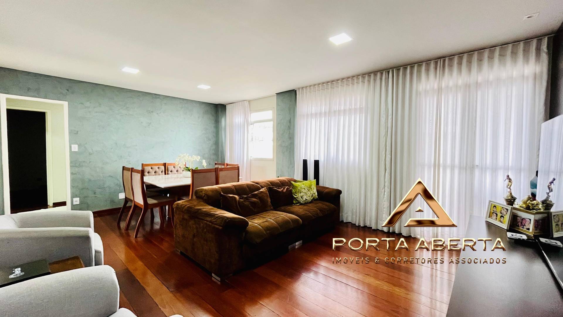 Apartamento, 3 quartos, 103 m² - Foto 2