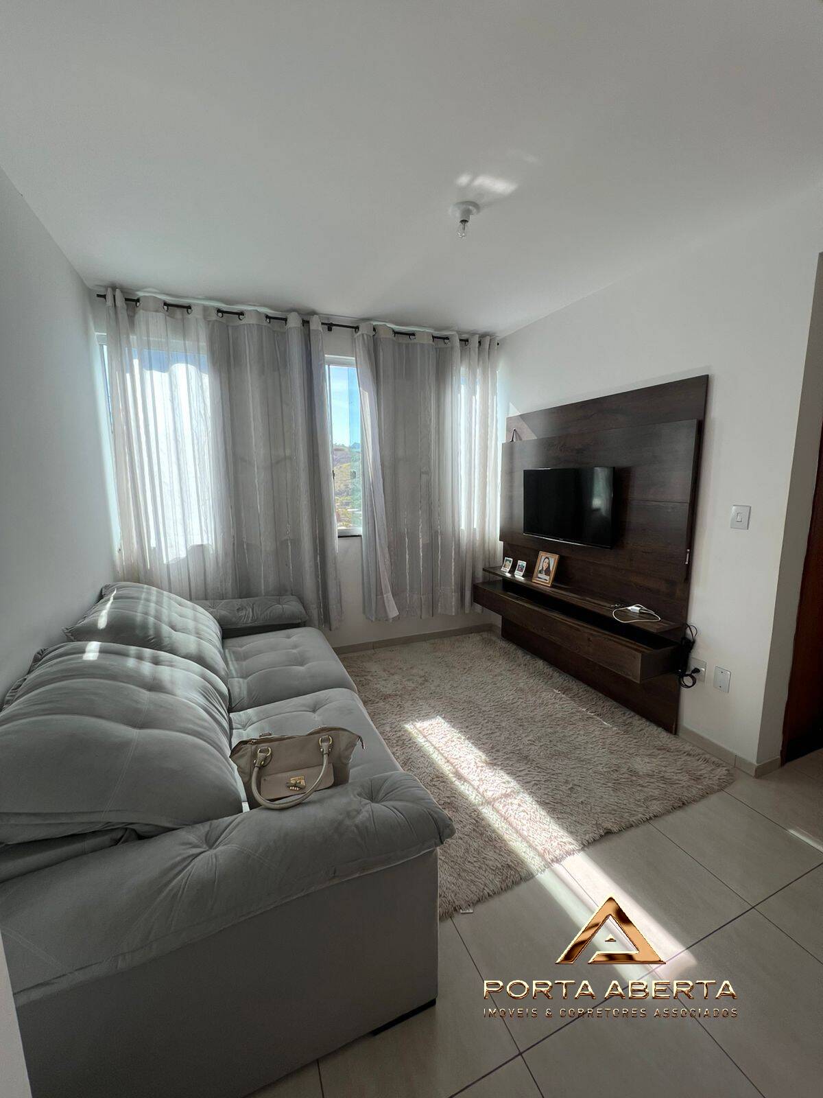 Apartamento, 2 quartos, 71 m² - Foto 2