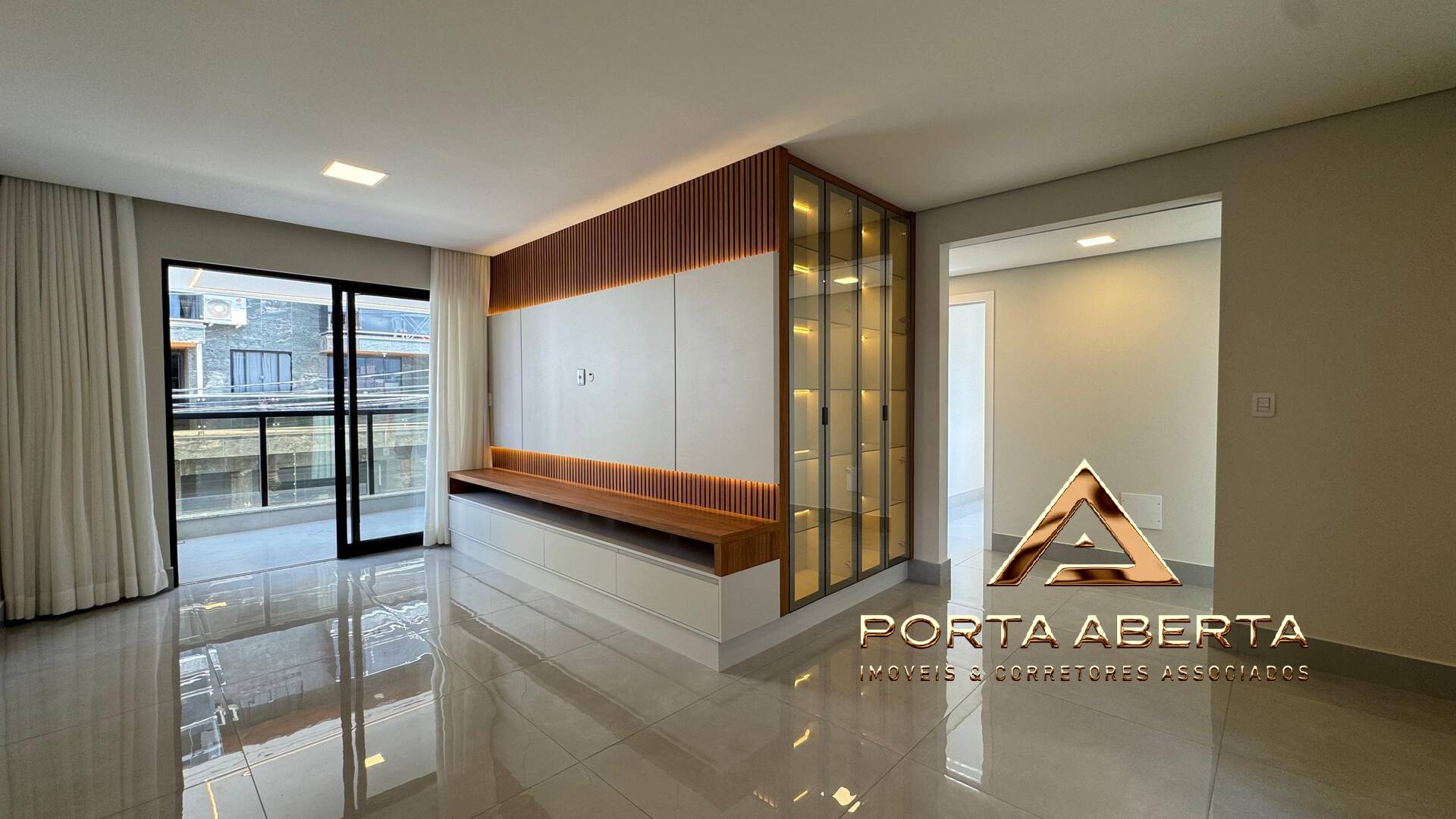 Apartamento, 3 quartos, 105 m² - Foto 1