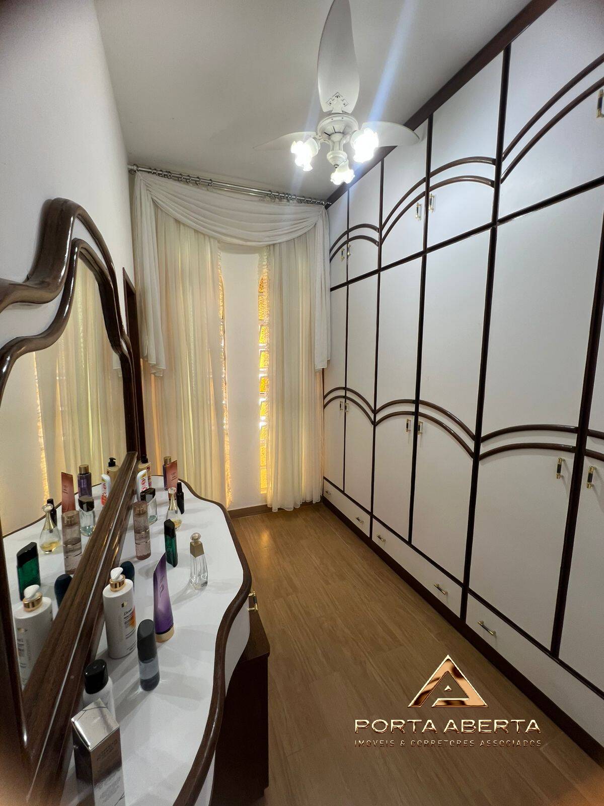 Casa, 3 quartos, 212 m² - Foto 9