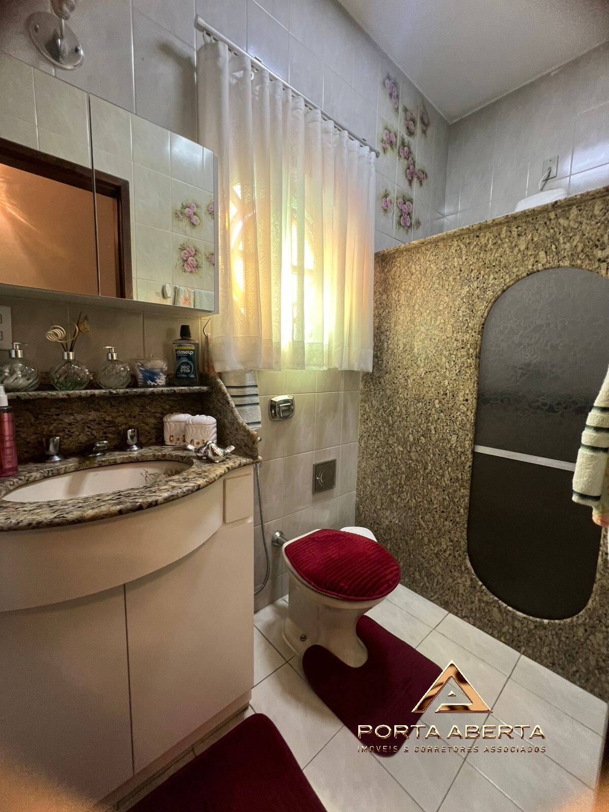 Casa, 3 quartos, 212 m² - Foto 15