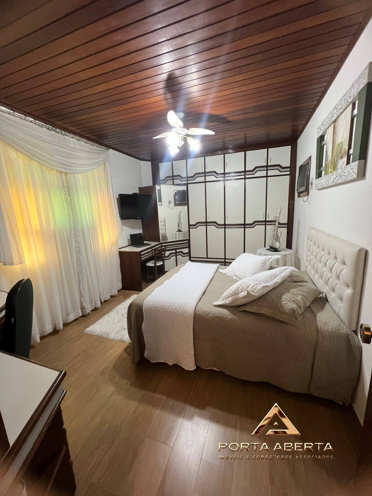 Casa, 3 quartos, 212 m² - Foto 13