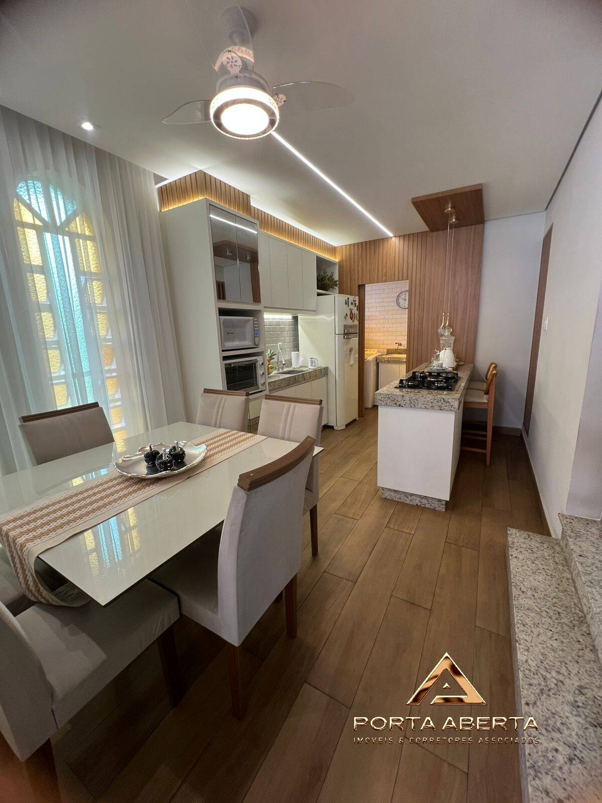 Casa, 3 quartos, 212 m² - Foto 5