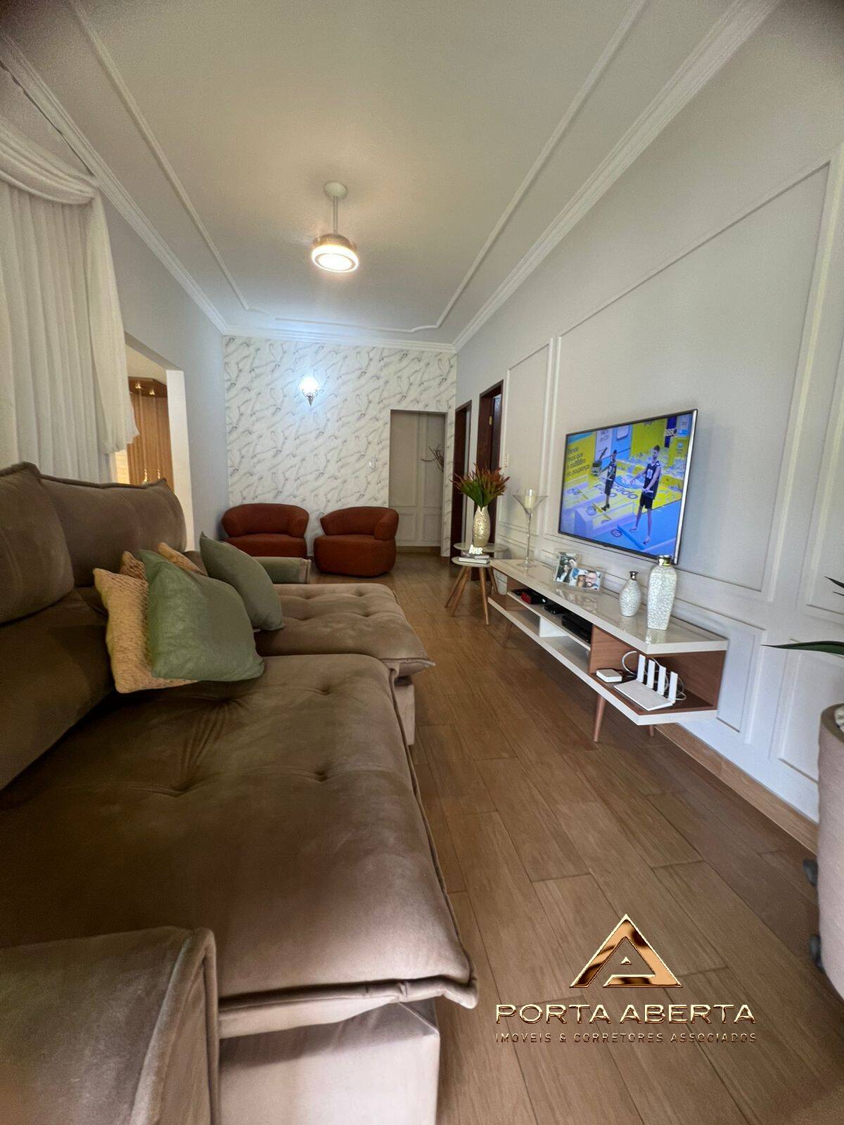 Casa, 3 quartos, 212 m² - Foto 3