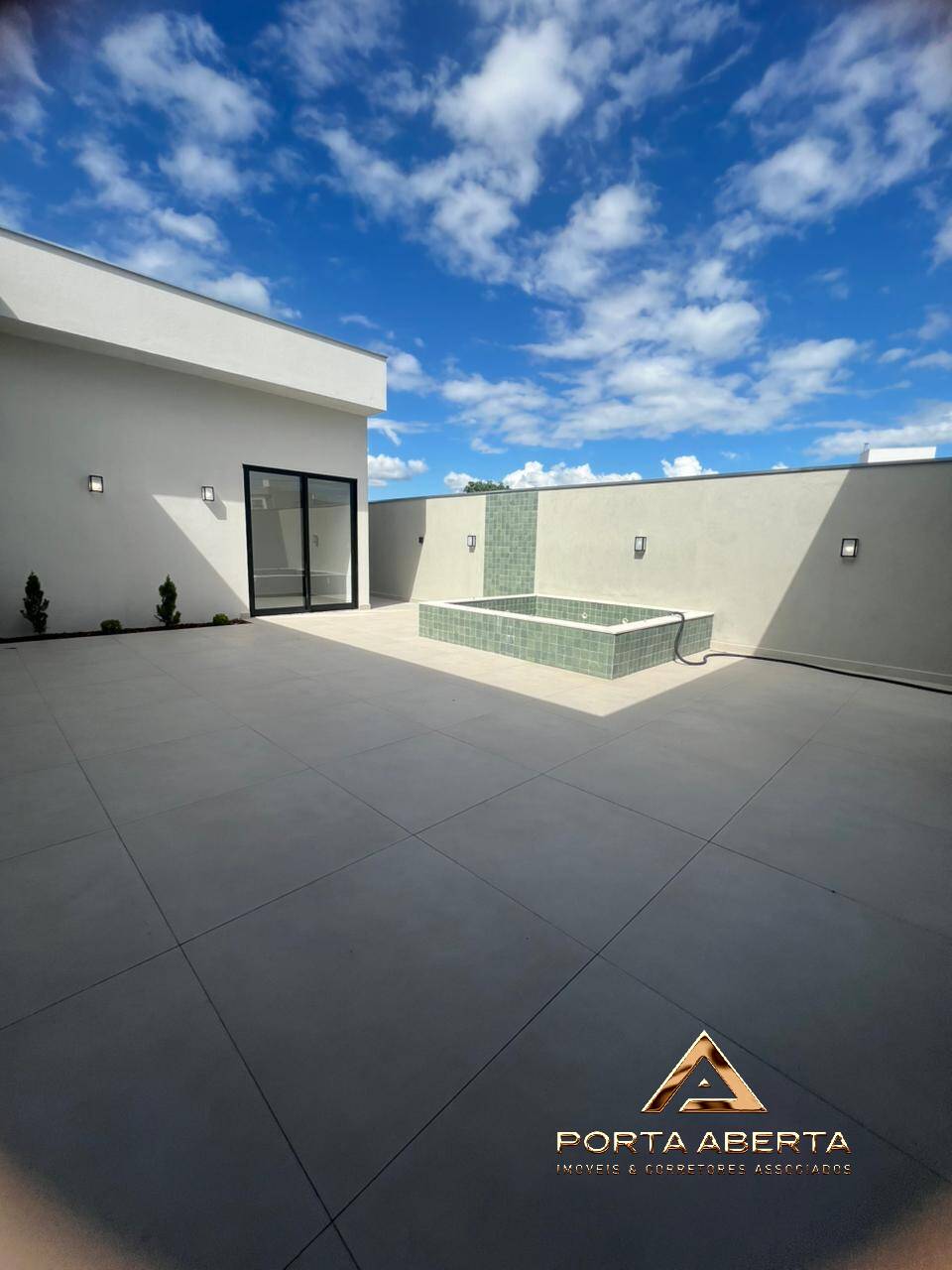 Casa, 3 quartos, 243 m² - Foto 3