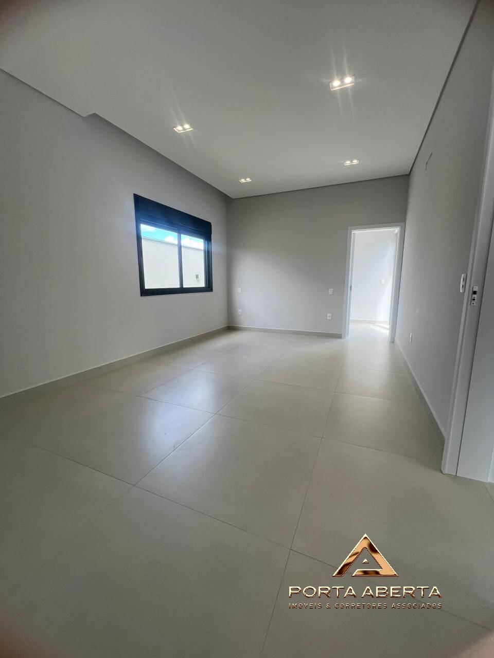 Casa, 3 quartos, 243 m² - Foto 10