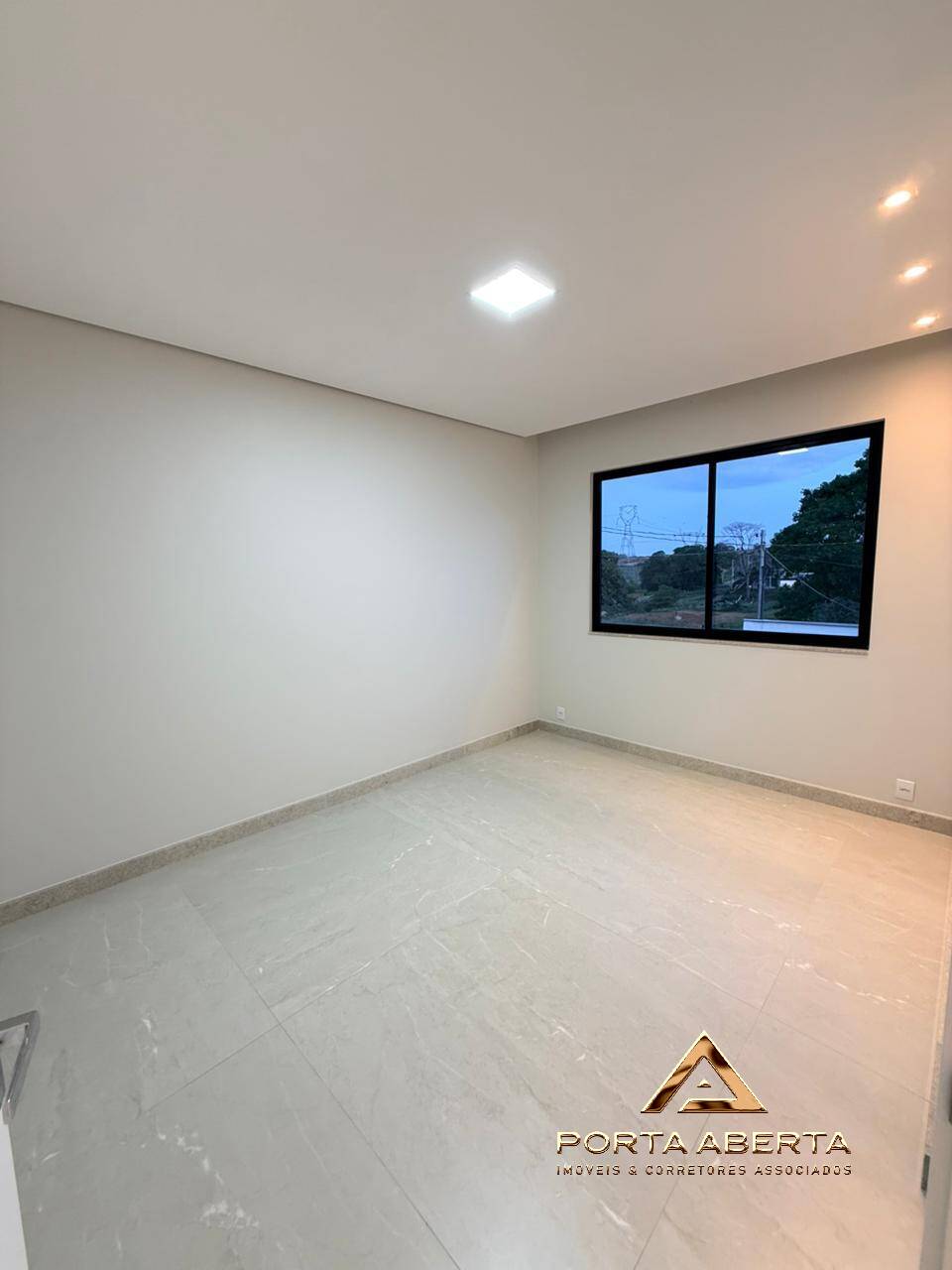Casa, 3 quartos, 225 m² - Foto 14