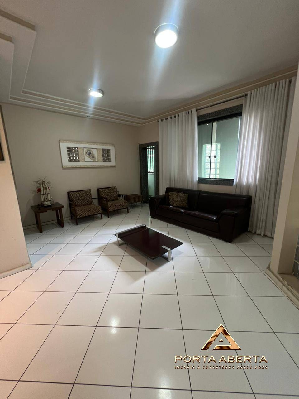 Casa, 3 quartos, 352 m² - Foto 3