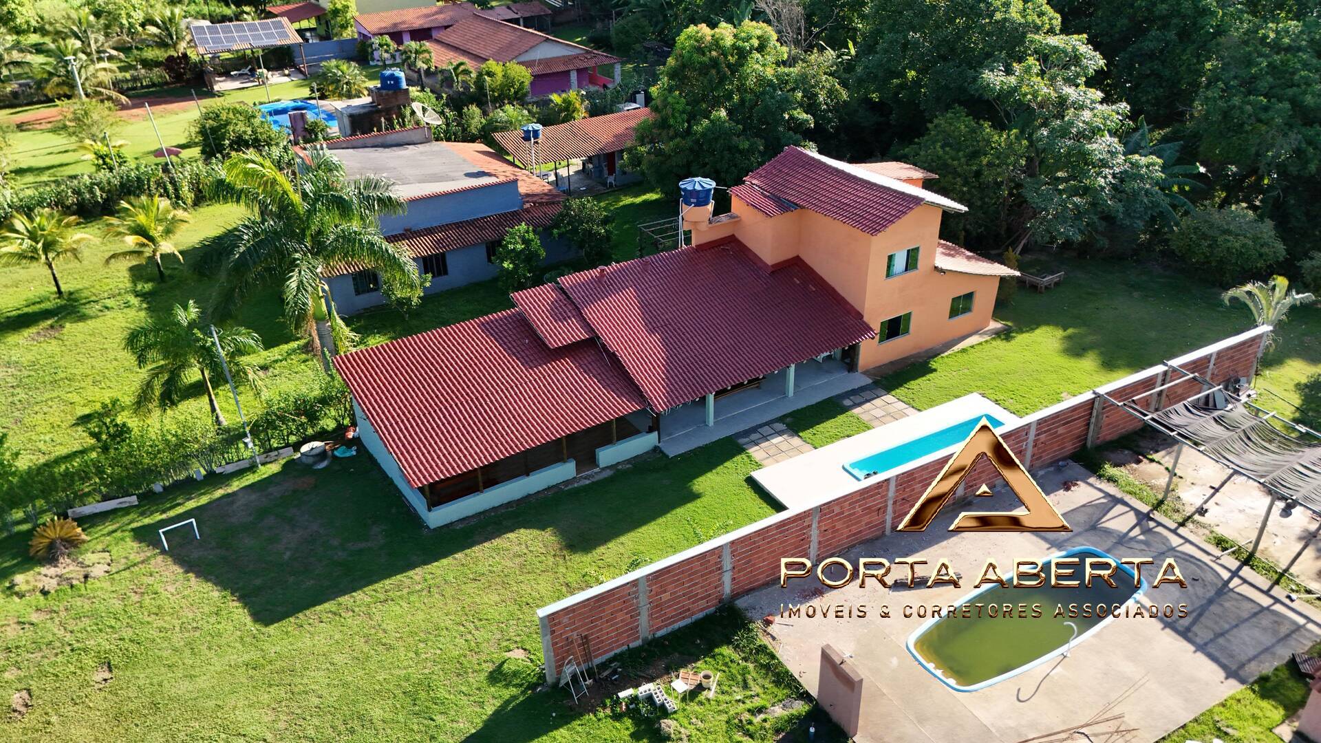 Sítio, 5 quartos, 1100 m² - Foto 4