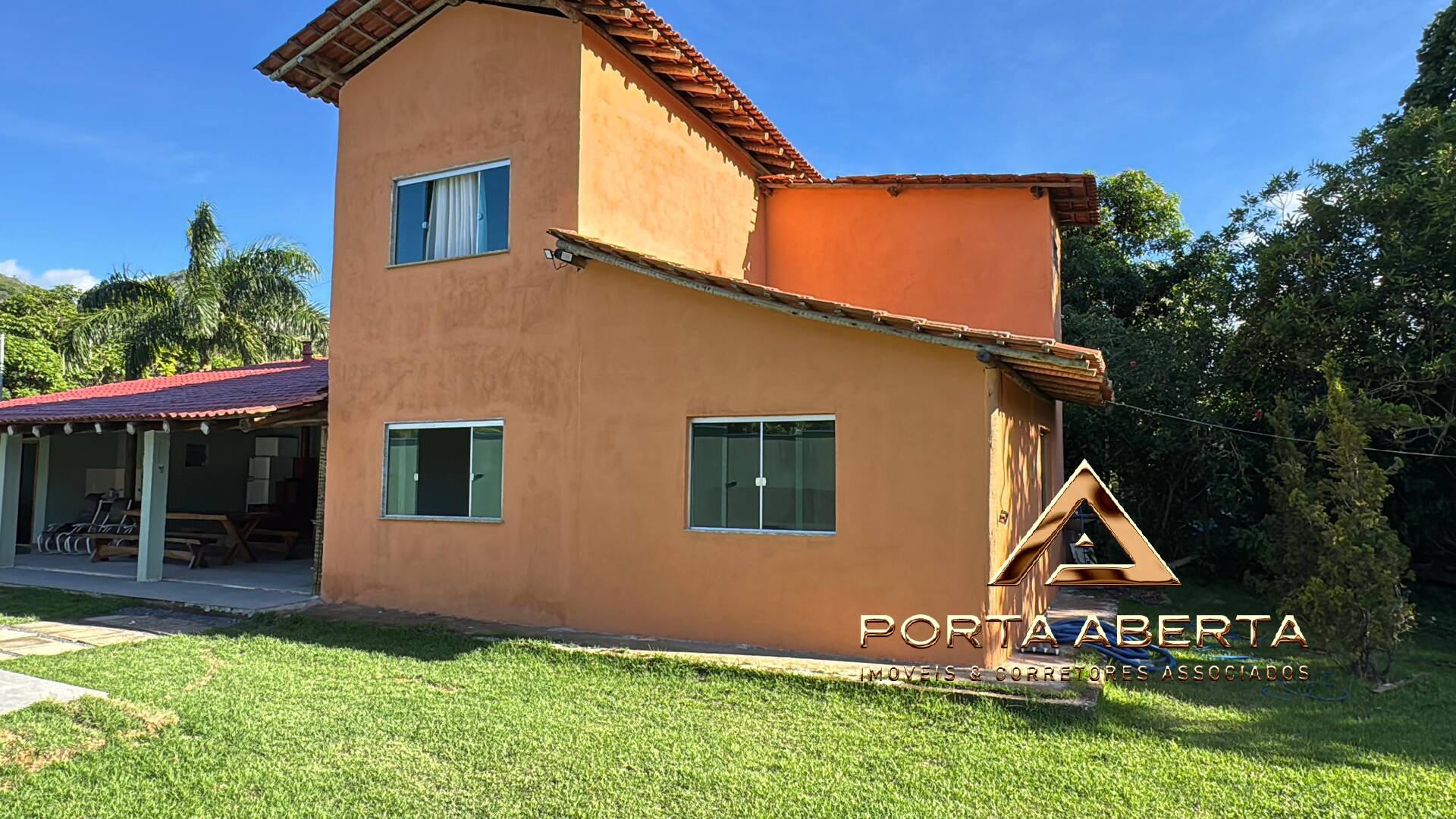 Sítio, 5 quartos, 1100 m² - Foto 2
