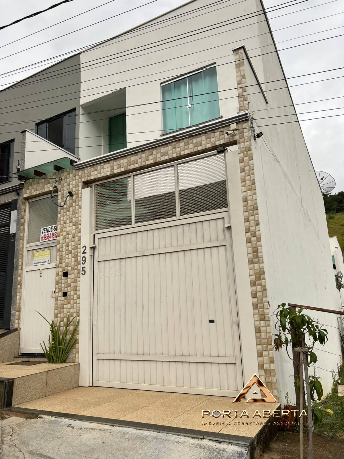Casa, 3 quartos, 180 m² - Foto 1
